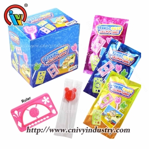 Іграшкова лінійка з цукерками на льодяниках для дітей
